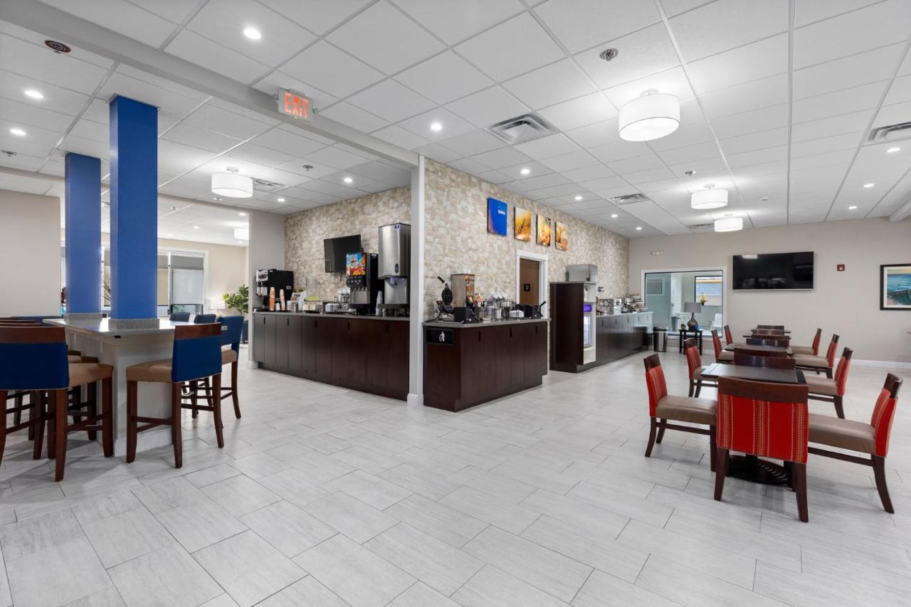 Comfort Inn & Suites St Louis-เฮเซลวูด ภายนอก รูปภาพ