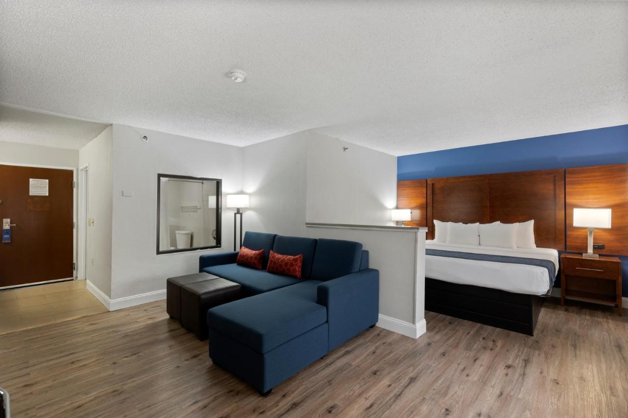 Comfort Inn & Suites St Louis-เฮเซลวูด ภายนอก รูปภาพ