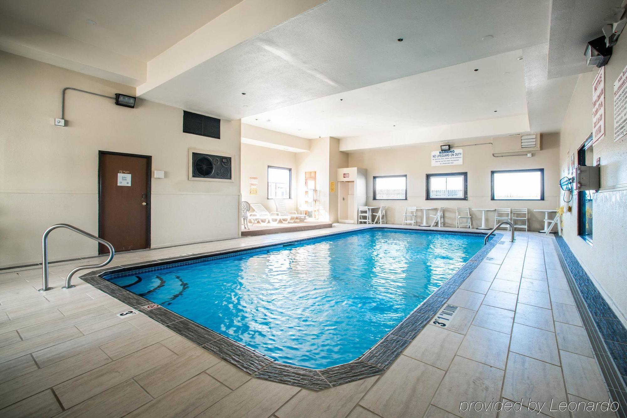 Comfort Inn & Suites St Louis-เฮเซลวูด ภายนอก รูปภาพ